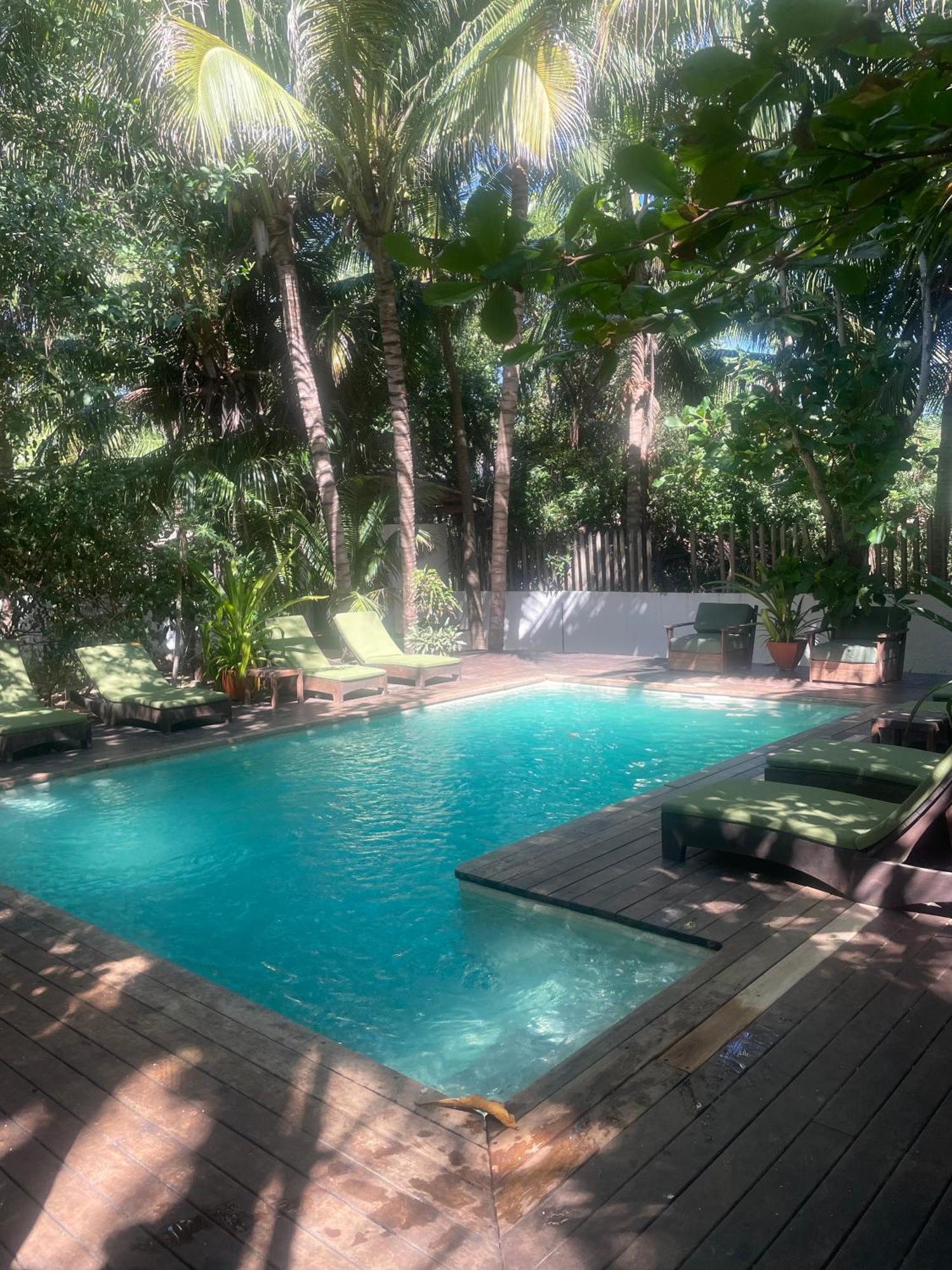 Hotel Descalzo Spa Zipolite Exterior photo