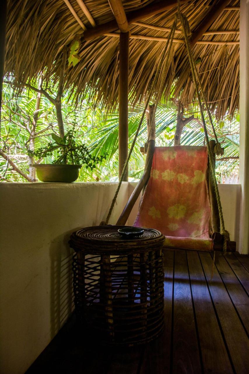 Hotel Descalzo Spa Zipolite Exterior photo
